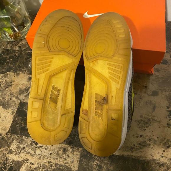 Air Assault Low Nike - Picture 5 of 5